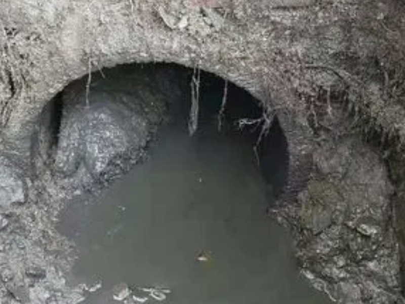 嘉逸花园新华苑疏通维修马桶下水道换管安装马桶防水补